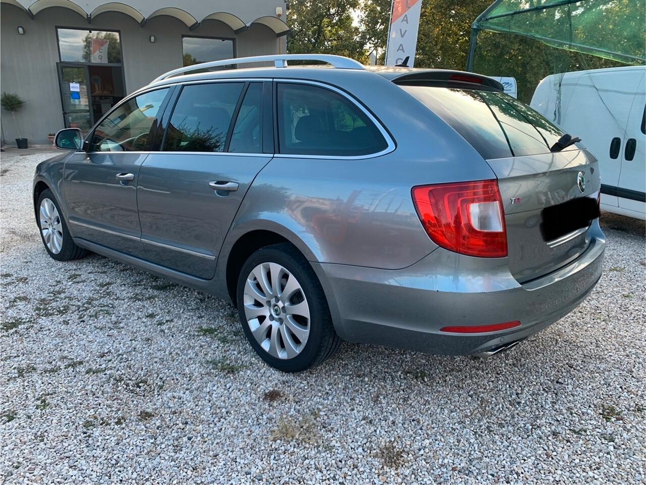 Skoda Superb 2.0 TDI CR 170CV Wagon Elegance