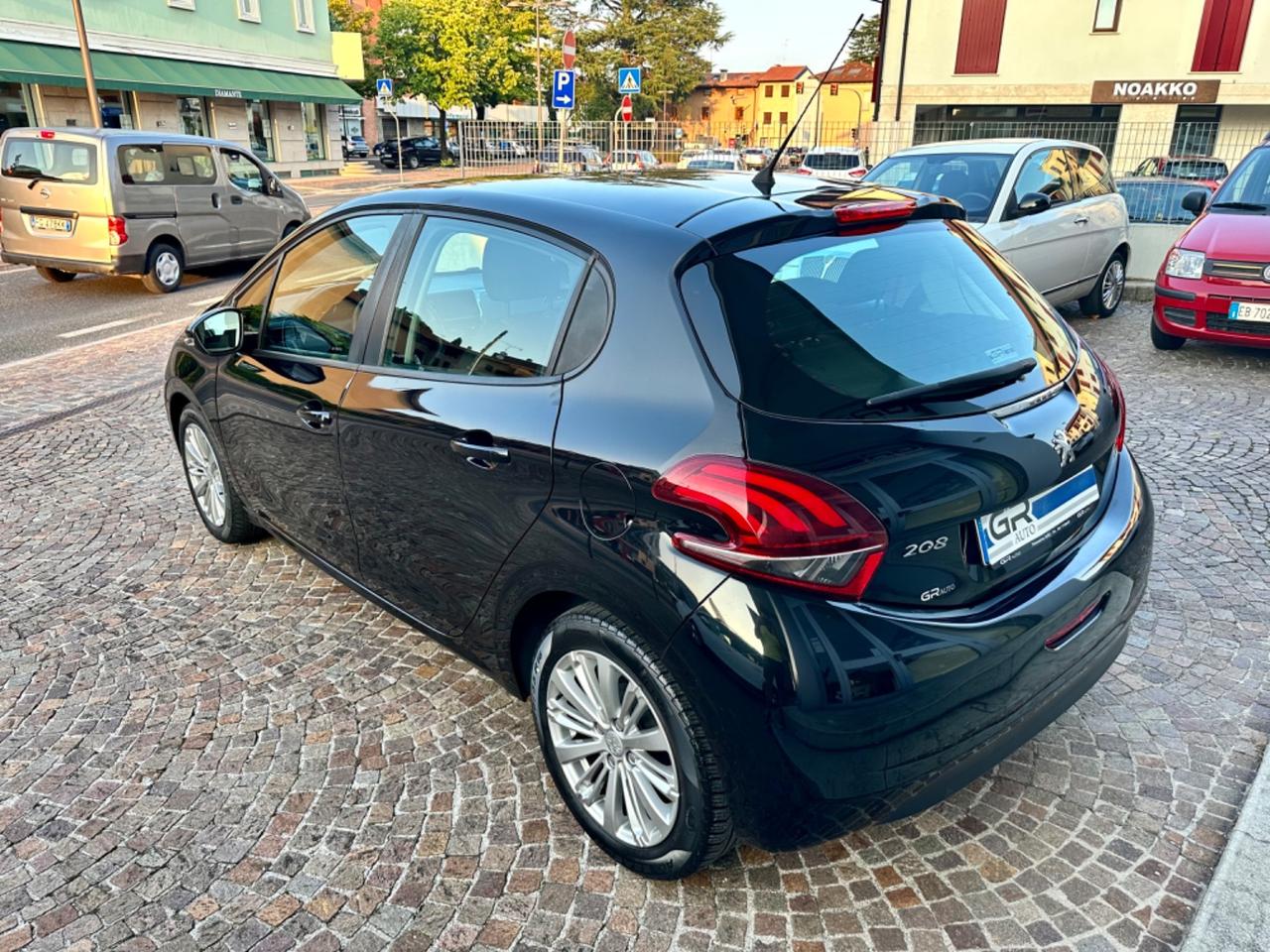 Peugeot 208 - 1.2Bz 82Cv 5P Allure- Neopatentati