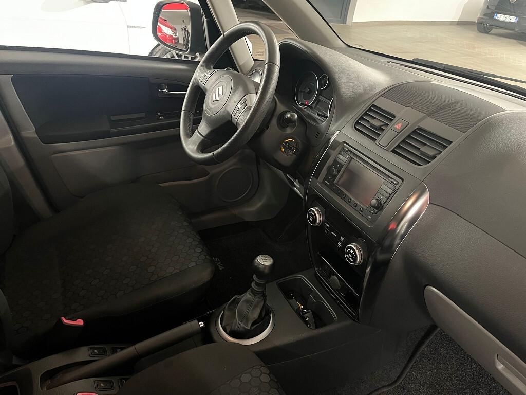 Suzuki SX4 2.0 DDiS 4x4 Style