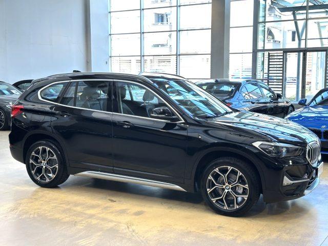 BMW X1 sDrive16d xLine - LED - 18" - Navi PRO - Pack Luci