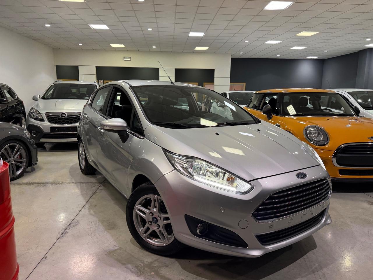 Ford Fiesta 1.0 100CV 5 porte Titanium Neopatentati