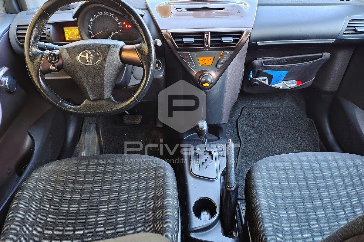 TOYOTA iQ 1.0 High Collection