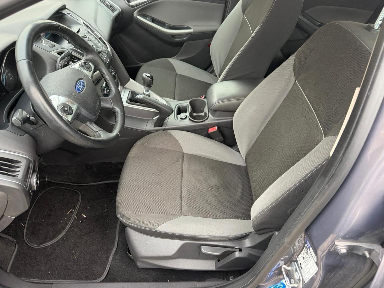 Ford Focus 1.6 TDCi 115 CV Individual neopatentati