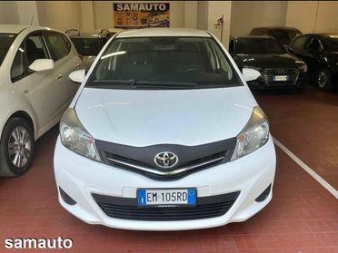 Toyota Yaris 1.0 5Porte Active neopatentati