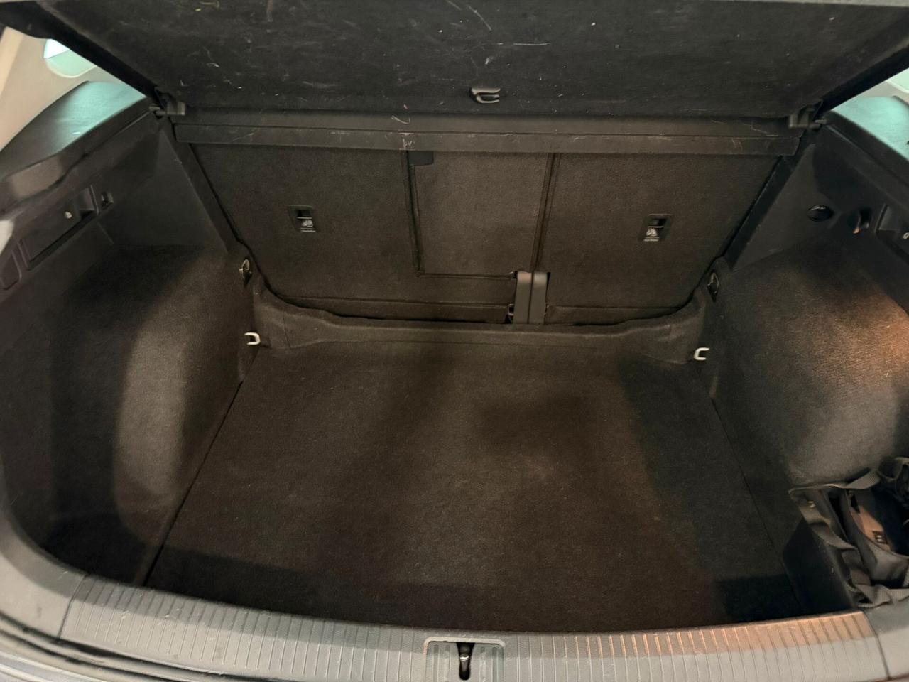 Volkswagen Tiguan 2020 2.0 TDI SCR DSG Business