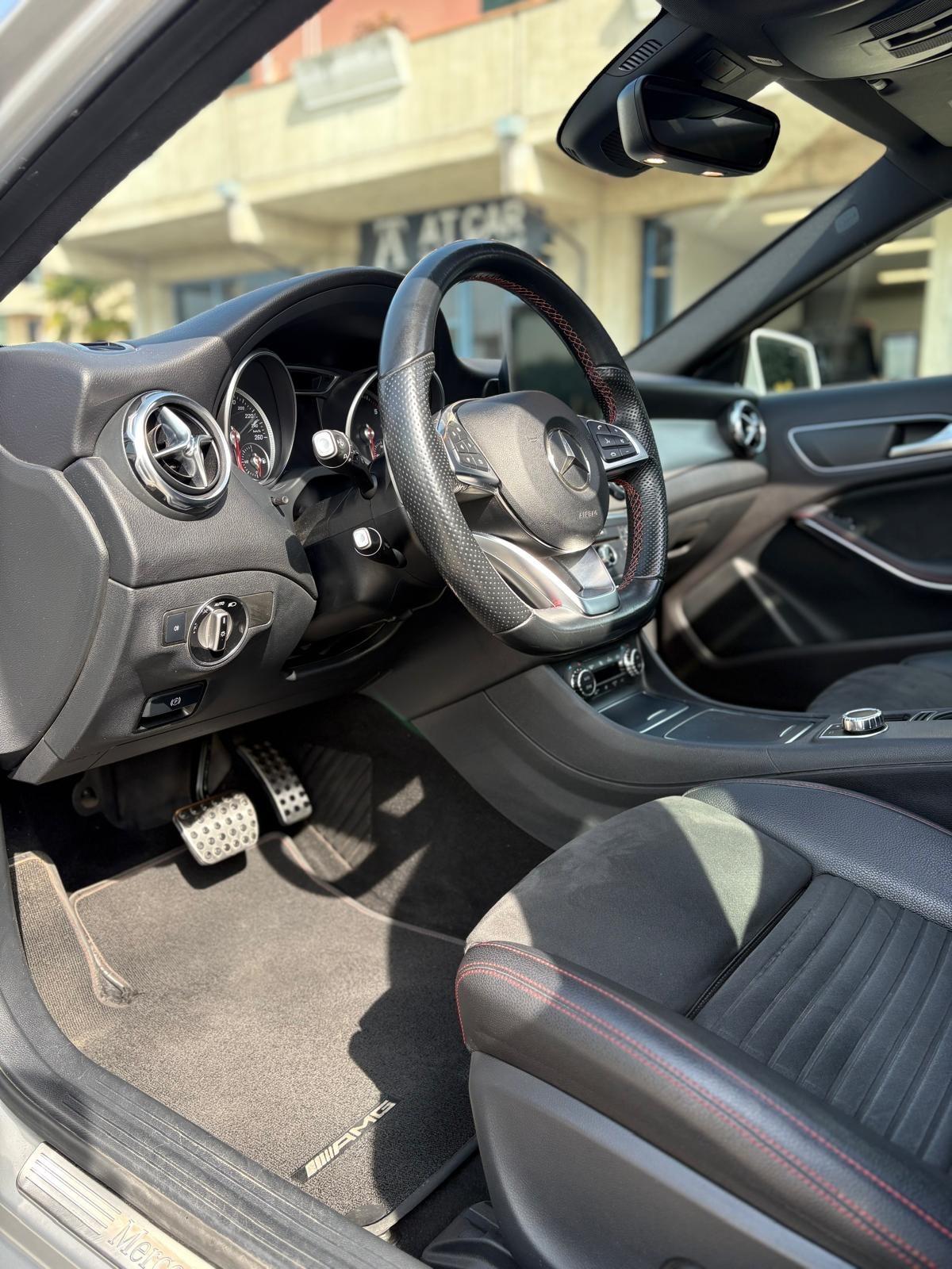 Mercedes-benz GLA 200 d Automatic Premium