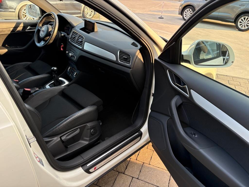 Audi Q3 2.0 TDI 140cv S LINE