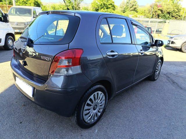 TOYOTA Yaris 1.3 5 porte Sol