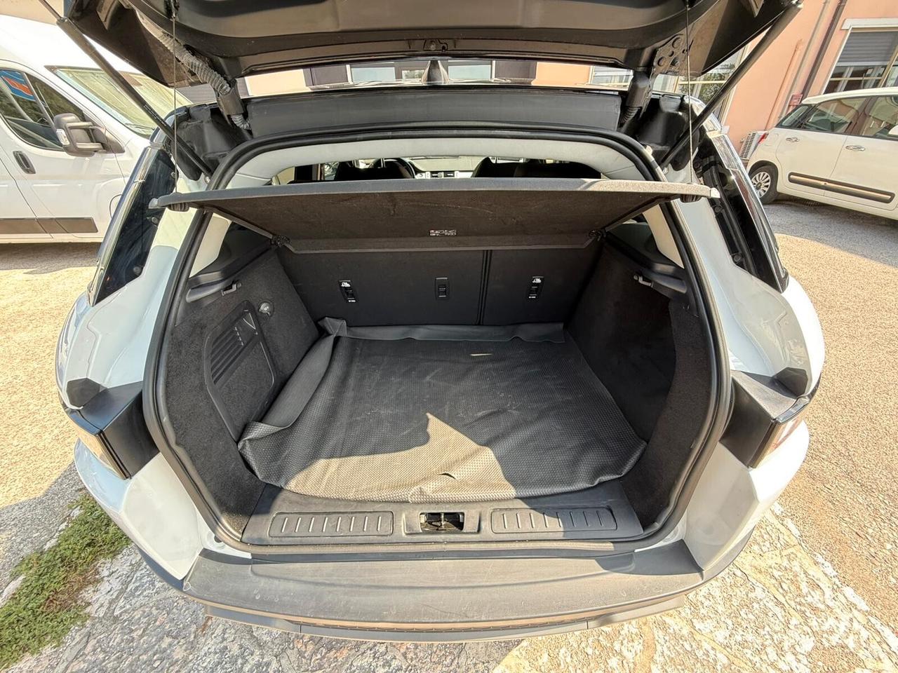 Land Rover Range Evoque 2.0 TD4 150 CV 5p. Pure