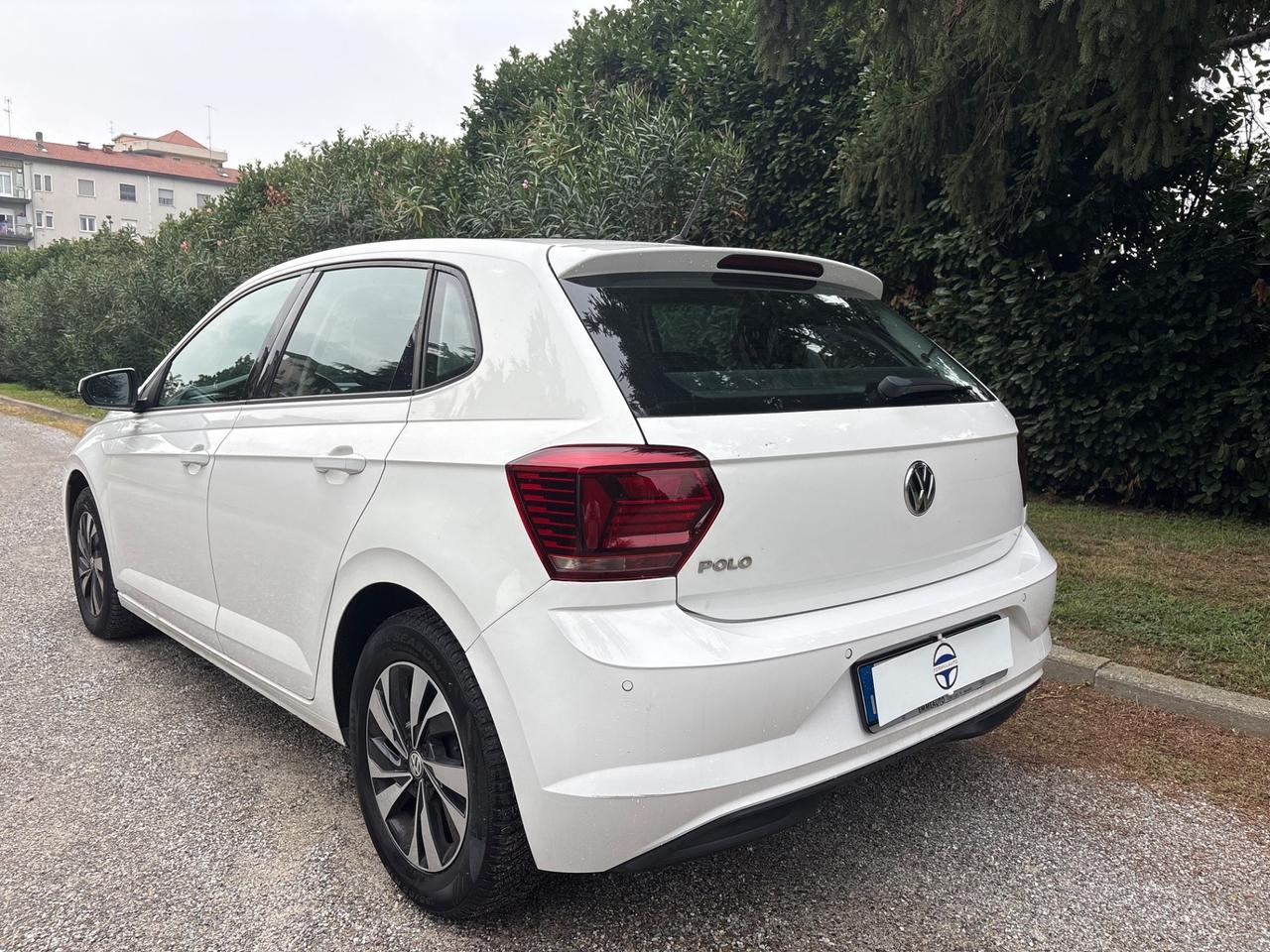 Volkswagen Polo 5p 1.0 mpi Comfortline 75cv E6 Manuale