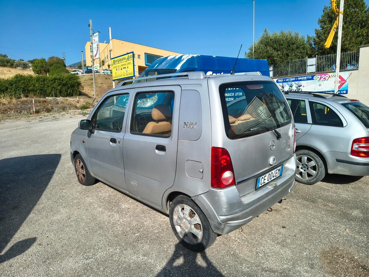 Opel Agila 1.2 16V Comfort