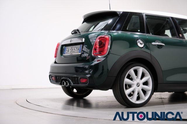 MINI Cooper SD 2.0 COOPER SD AUTOMATICA 5 PORTE