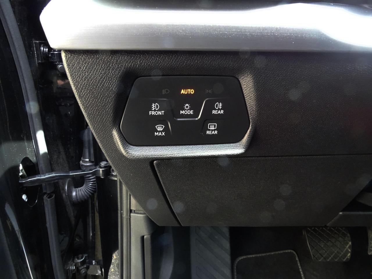 SEAT Leon 1.4 e-HYBRID 204 CV DSG FR PLUG IN *UNIPRO*