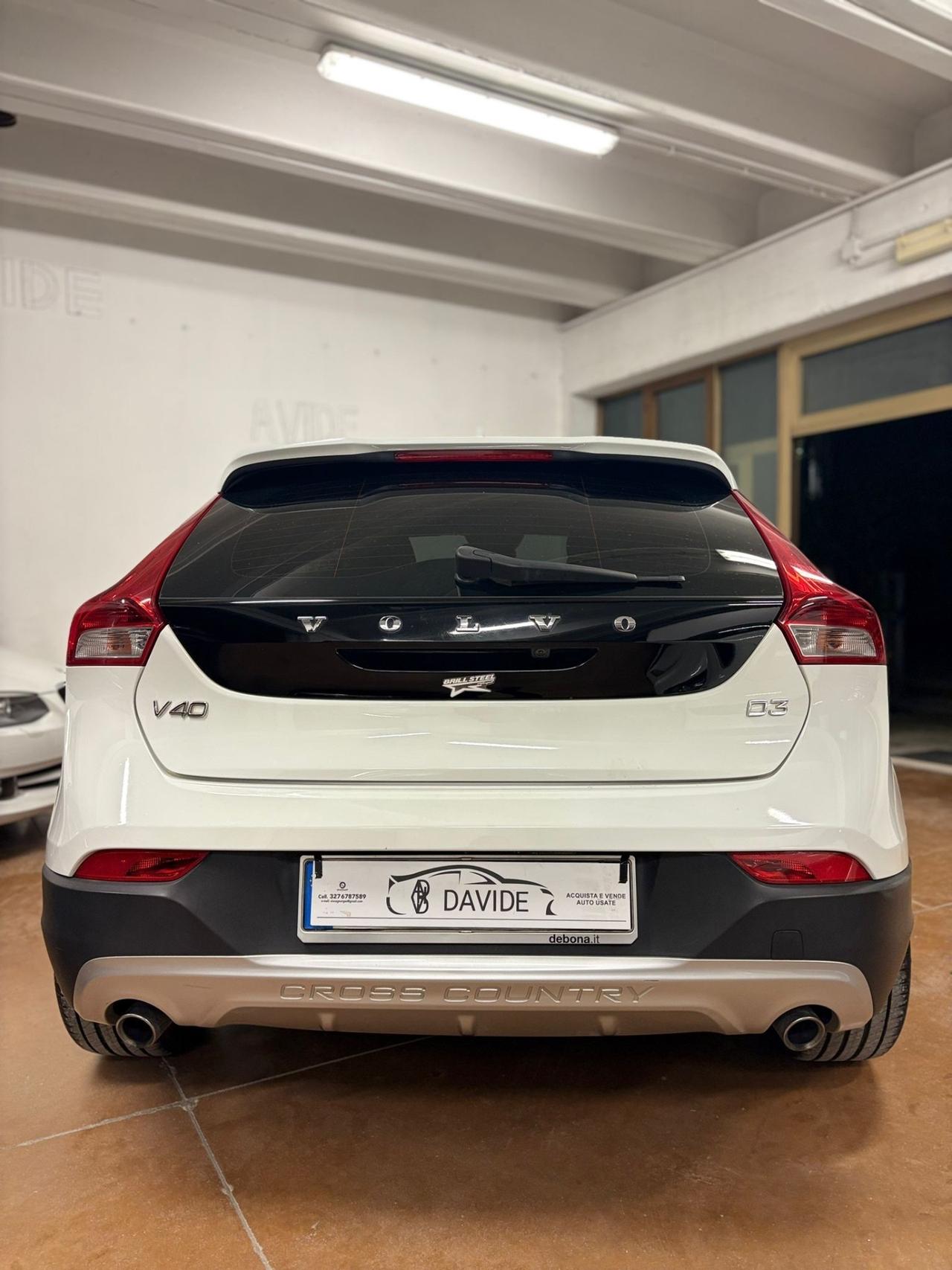 Volvo V40 Cross Country V40 Cross Country D3 Geartronic Summum