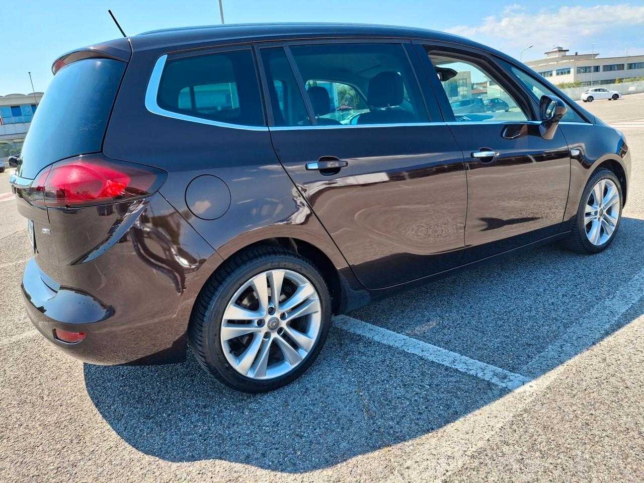 Opel Zafira Tourer 2.0 CDTi 130CV Cosmo-7 POSTI-