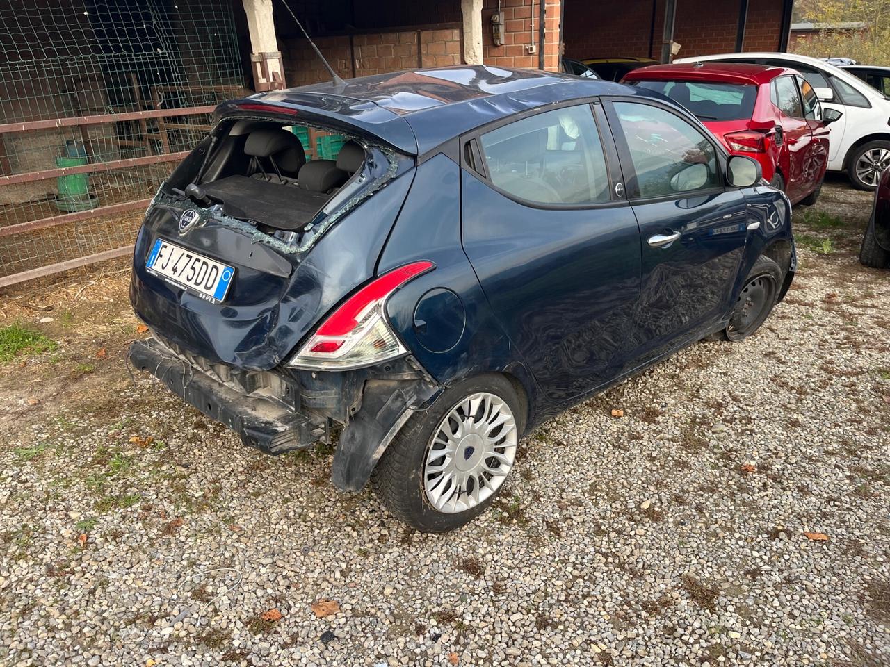 Lancia Ypsilon 1.2 GPL Ecochic 2017 INCIDENTATA