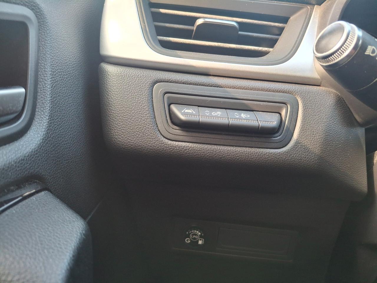 Renault Captur TCe 100 CV GPL Intens