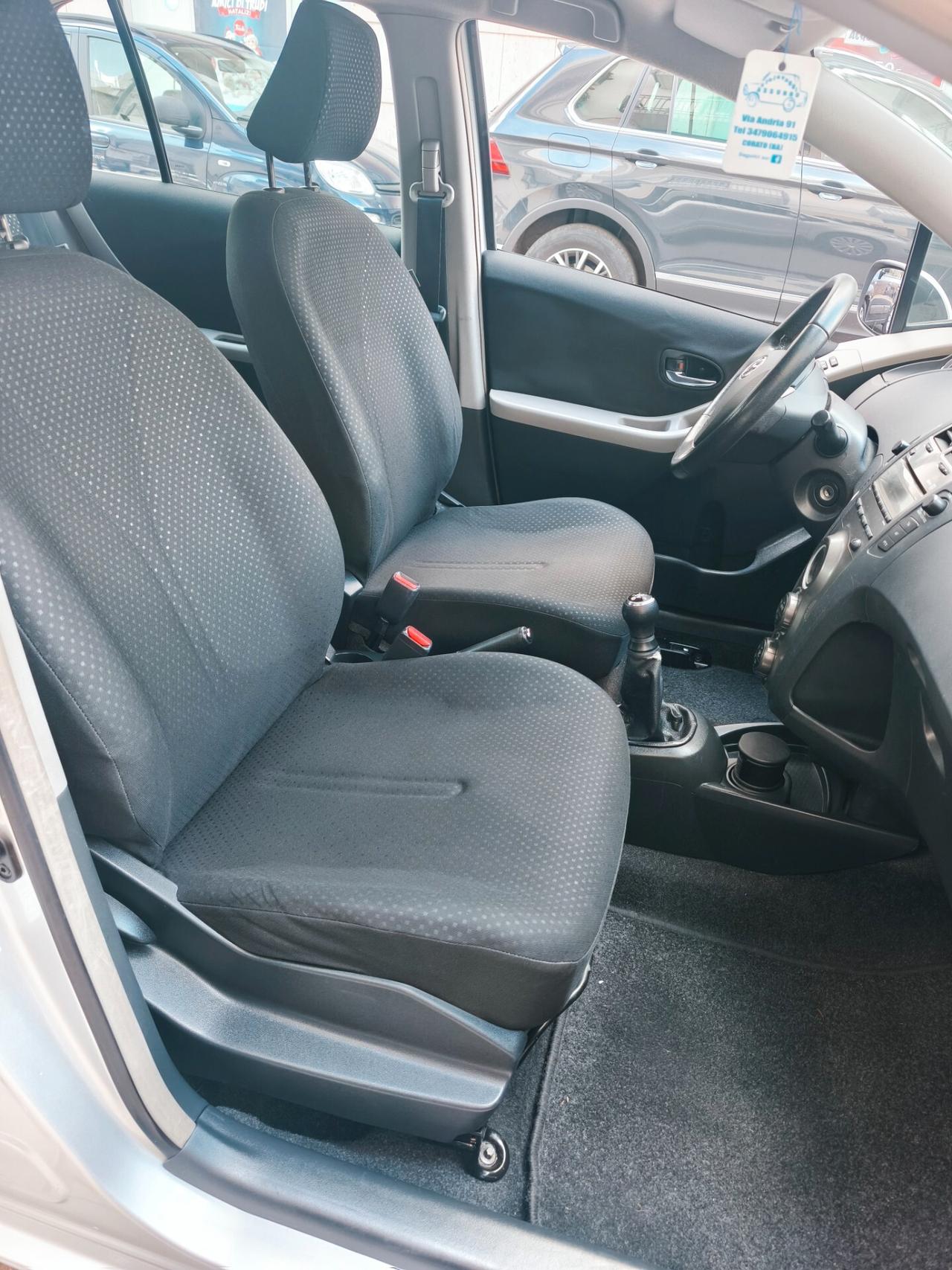 Toyota Yaris 1.0 Benzina 5-porte Sol 2011