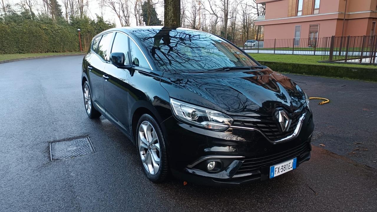 Renault Grand Scenic Blue dCi 120 CV Initiale Paris