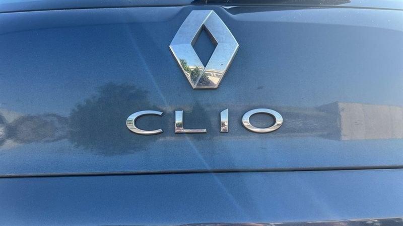 Renault Clio Sporter 1.5 dCi 75cv Moschino Zen Sporter 1.5 dCi 75cv Moschino Life
