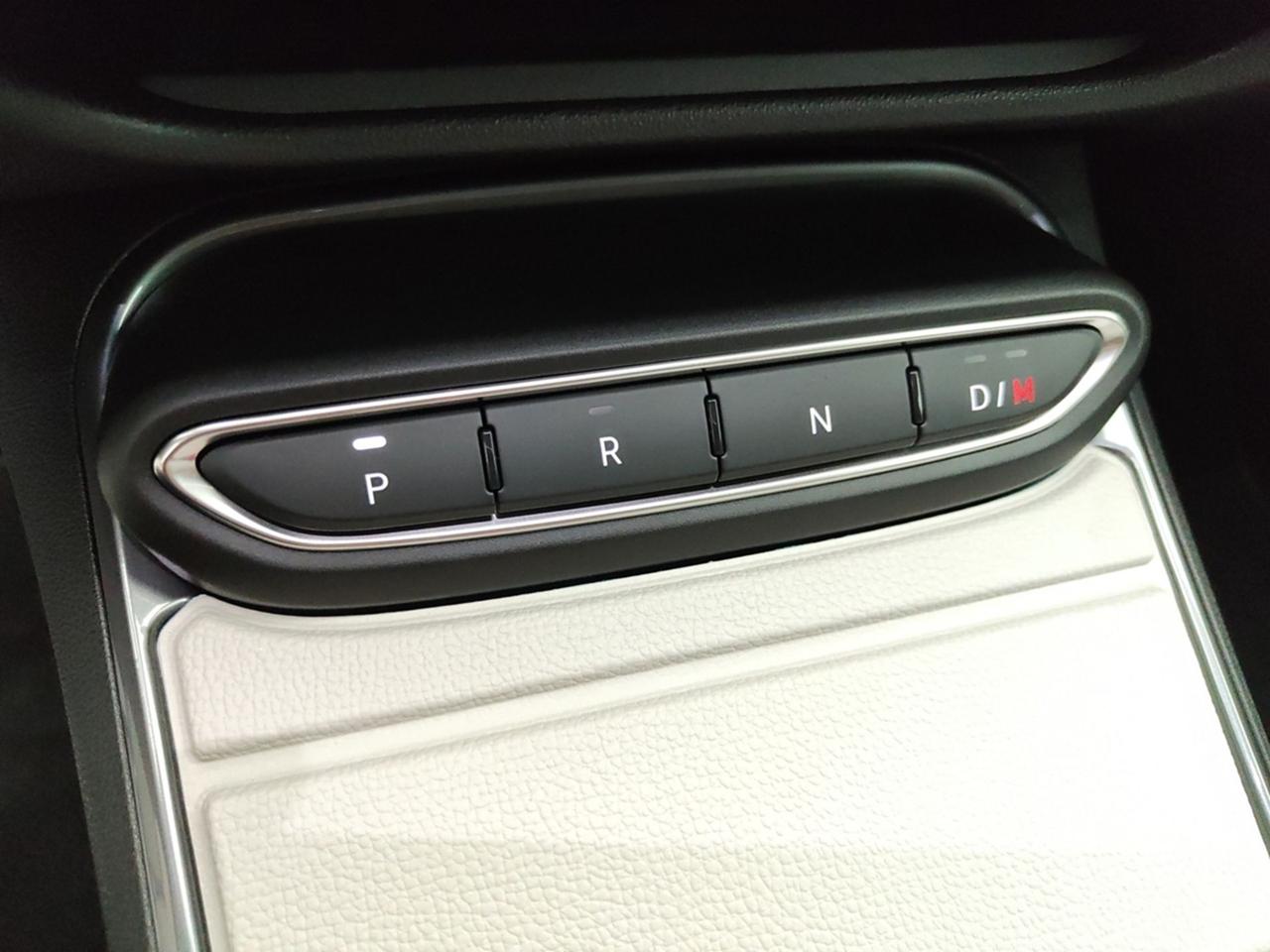 FIAT 600 IV 2023 1.2 MHEV 110CV DCT LA PRIMA