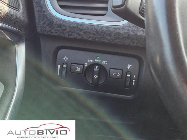 VOLVO V40 D2 Momentum