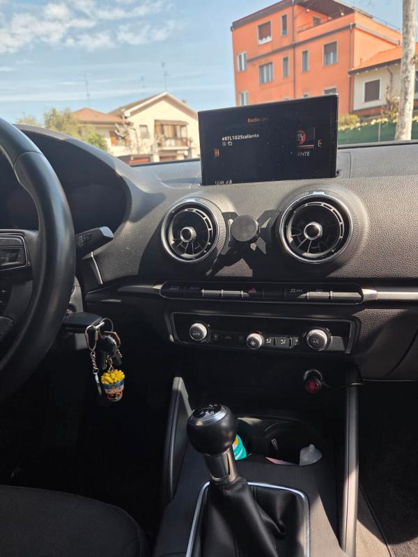 Audi A3 Sportback 35 1.5 tfsi 150cv s-tronic S-LINE