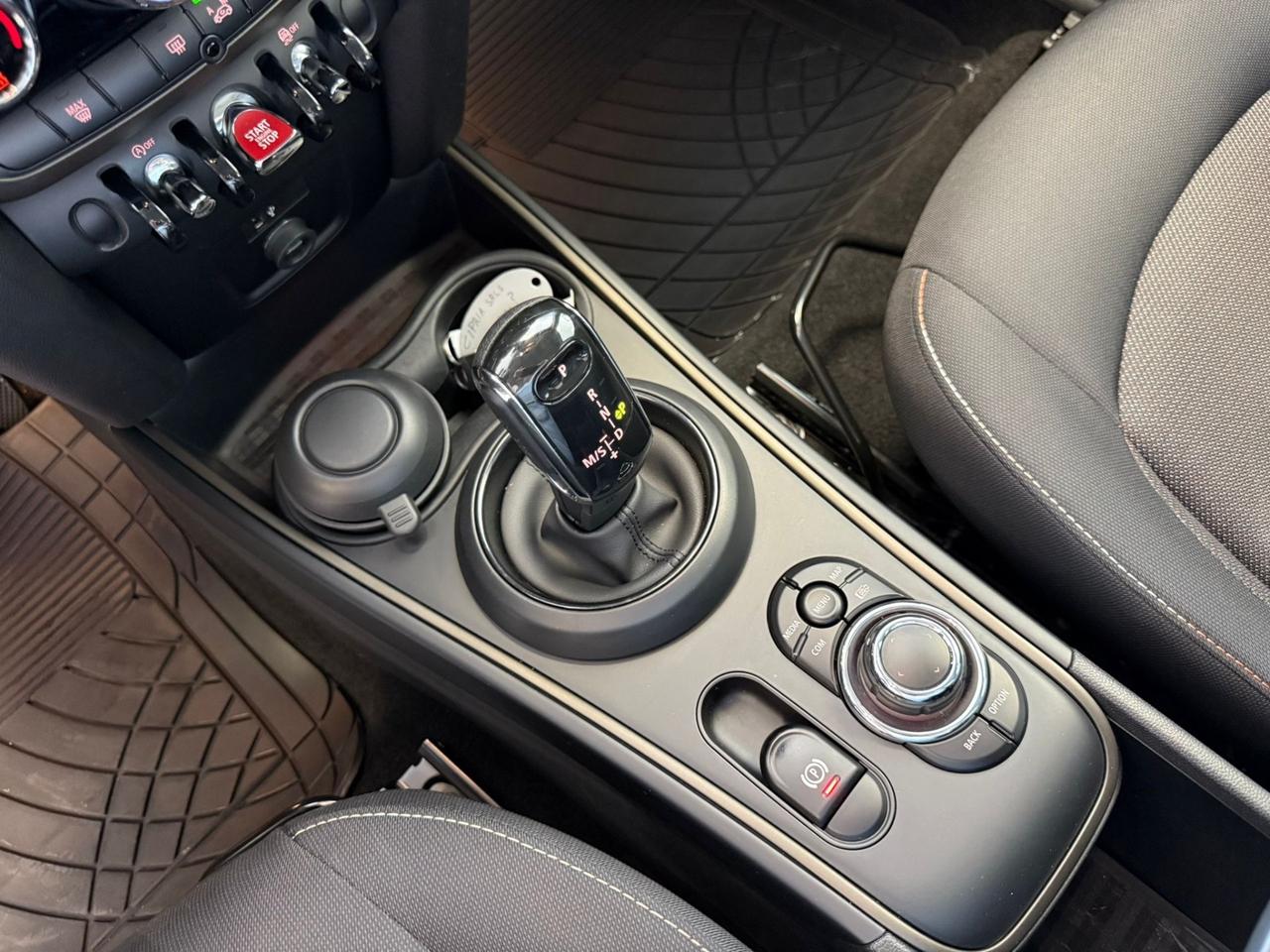 Mini Cooper Countryman PERFETTA PARI A NUOVO UNIPRO