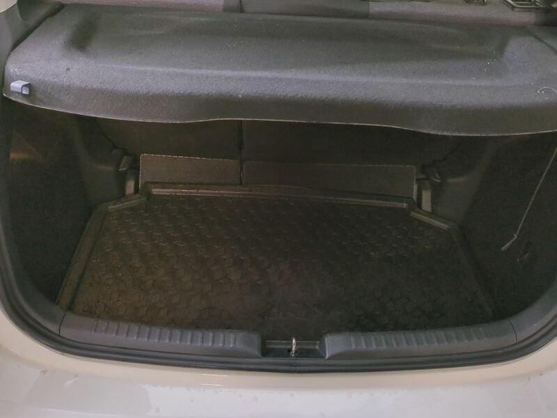 Toyota Yaris Yaris 1.0 5 porte Active