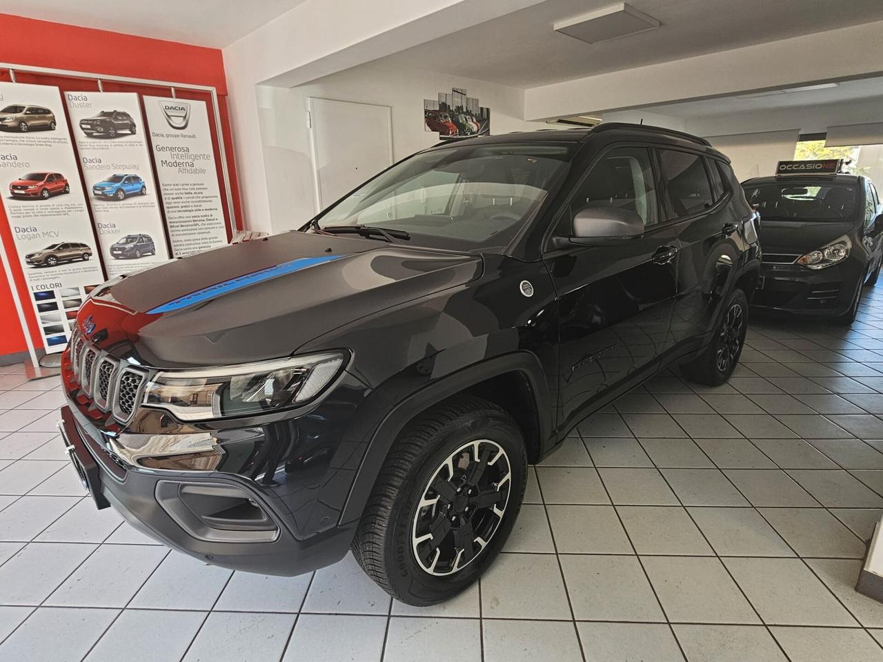 Jeep Compass 1.3 Turbo T4 240 CV PHEV AT6 4xe Trailhawk