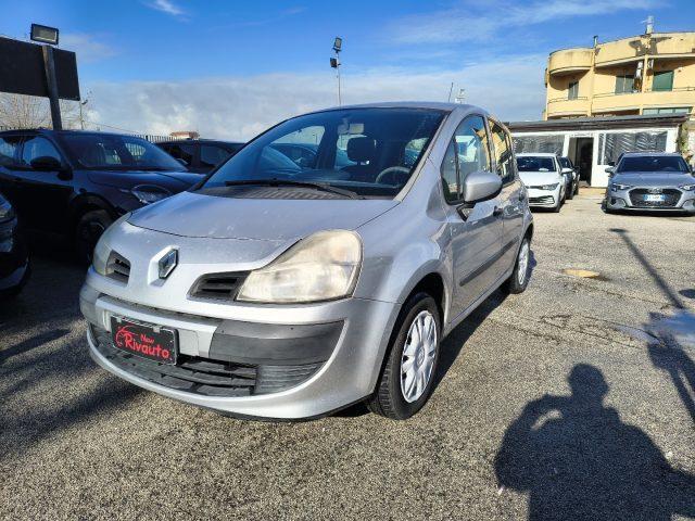 RENAULT Grand Modus 1.2 16V Dynamique