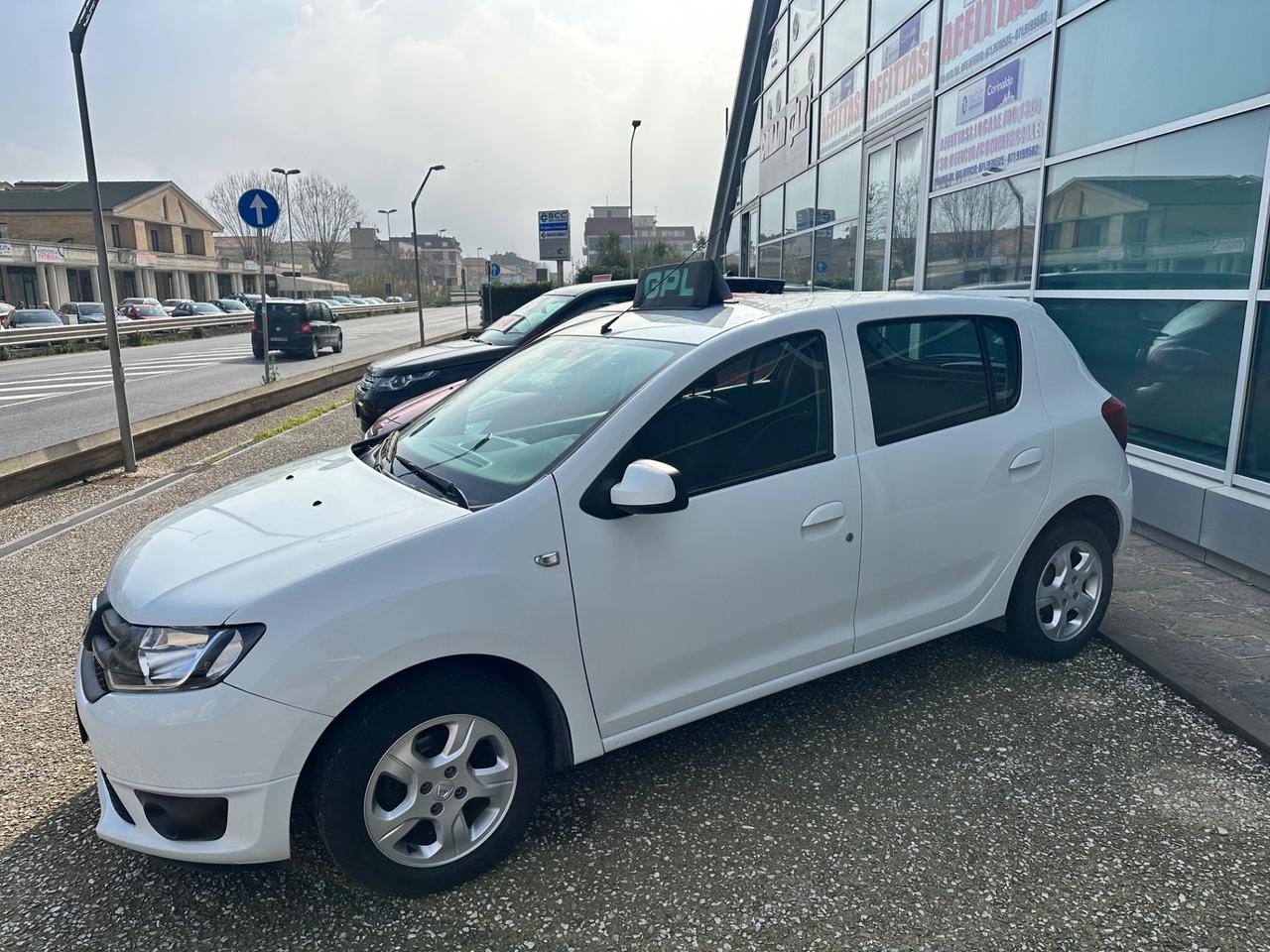 Dacia Sandero 1.2 GPL 75CV extra