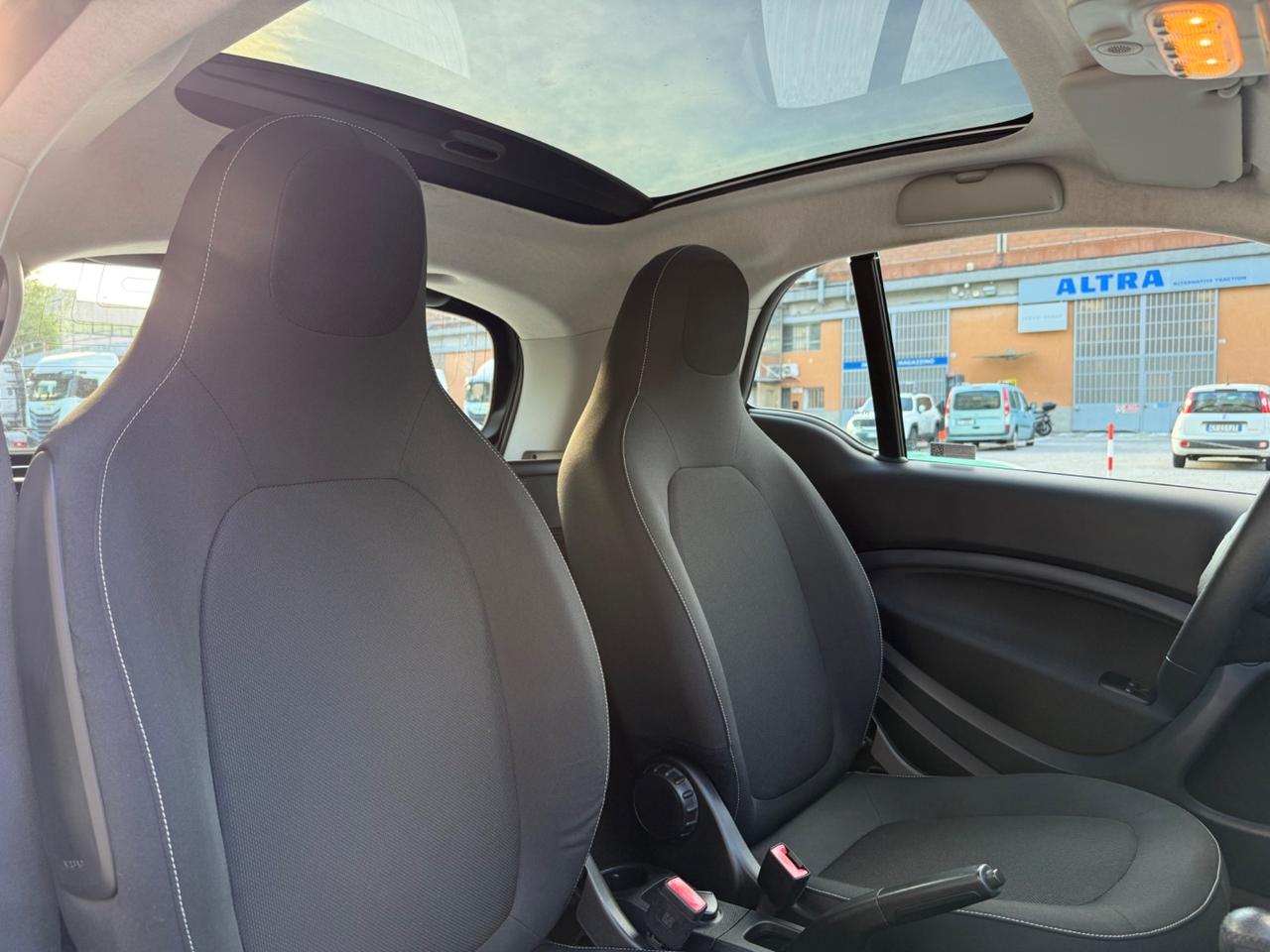 SMART EQ FORTWO COUPE PASSION 19.000 KM PERFETTA