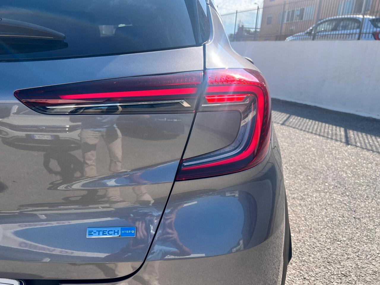 Renault Captur Full Hybrid E-Tech 145 CV Intens