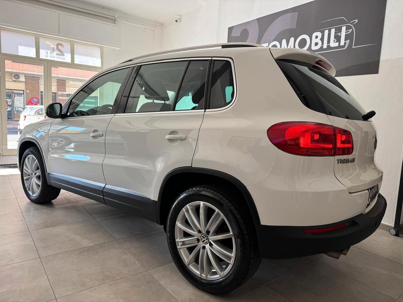 Volkswagen Tiguan / 2.0cc 140 CV / Diesel / Tetto /119000 km