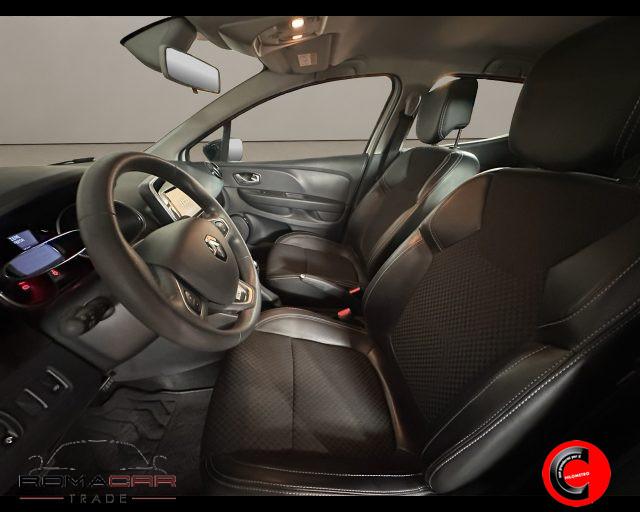 RENAULT Clio TCe 12V 75 CV 5 porte Moschino Life