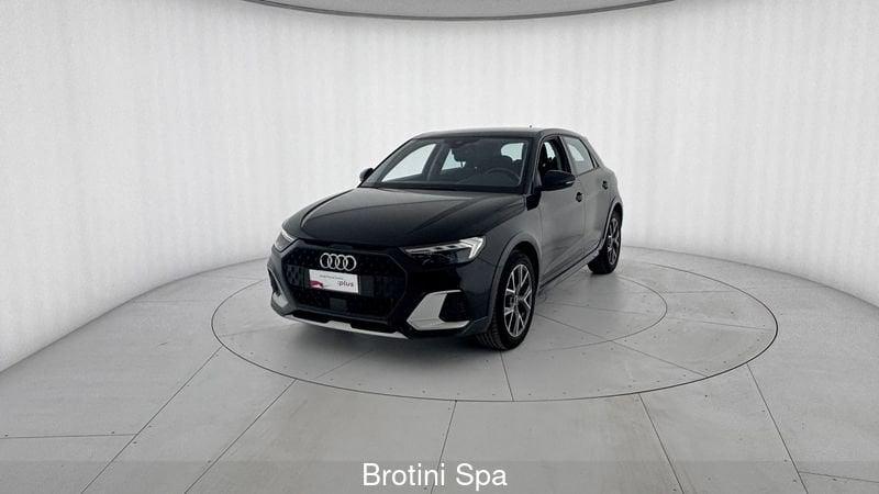 Audi A1 citycarver 30 TFSI S tronic Admired