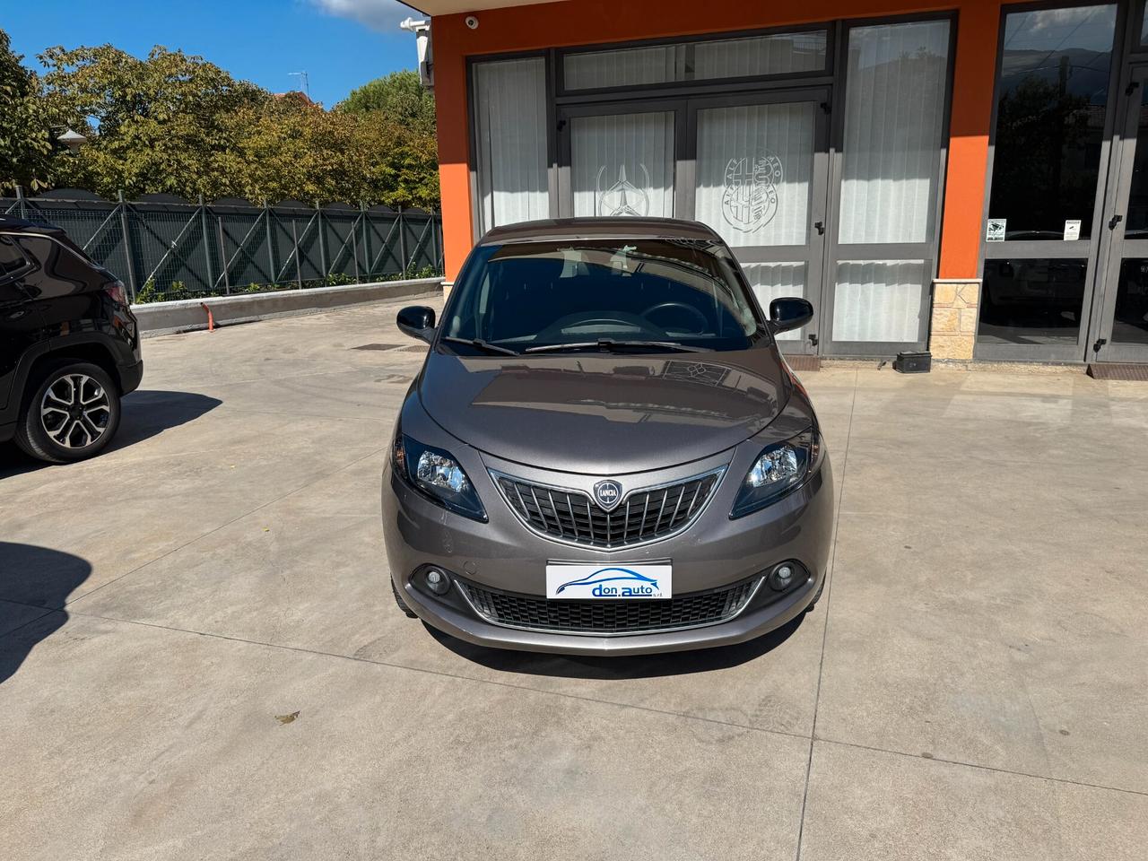 Lancia Ypsilon hybrid Gold