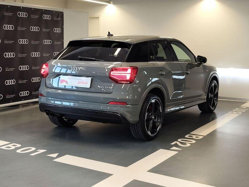 Audi Q2 35 TFSI Identity Black