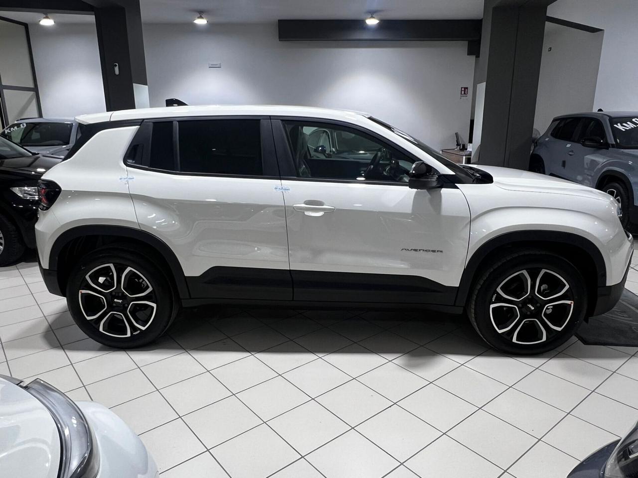 Jeep Avenger 1.2 Turbo 100 CV Summit