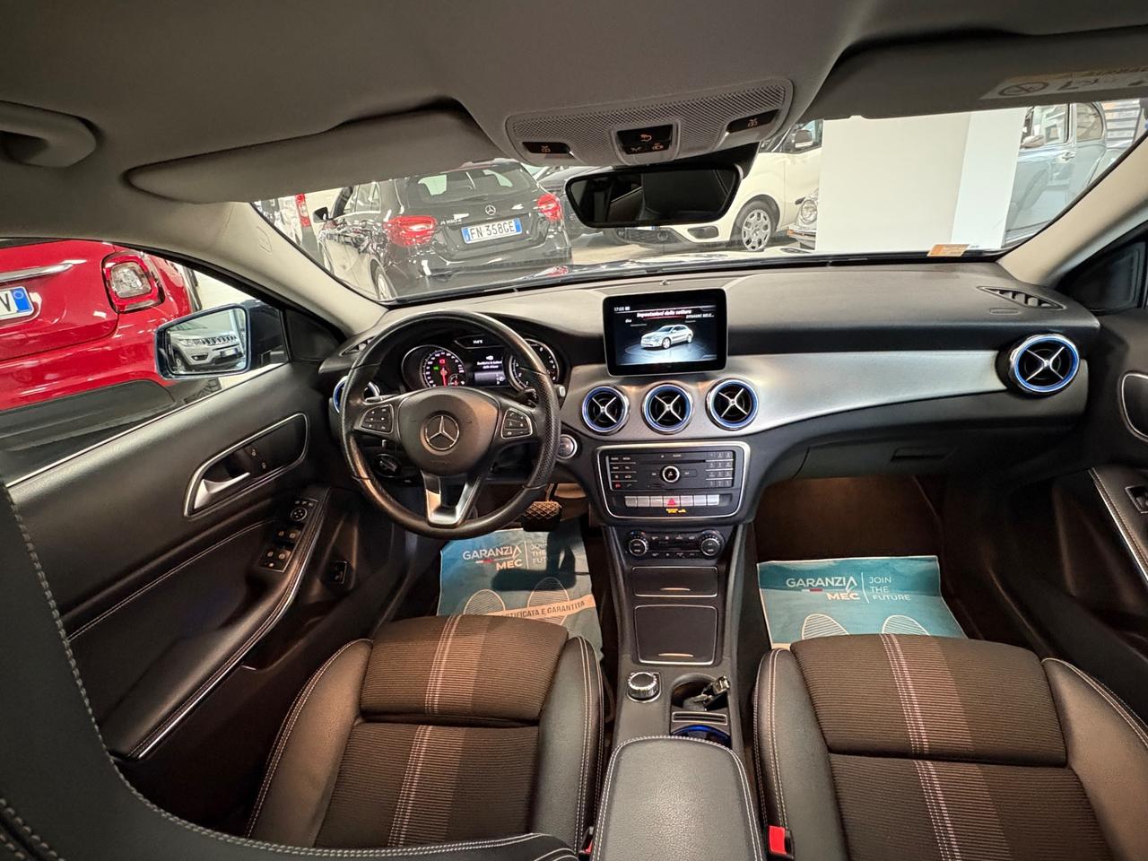Mercedes GLA 180 1.6 benzina 122cv 2019 km 62000