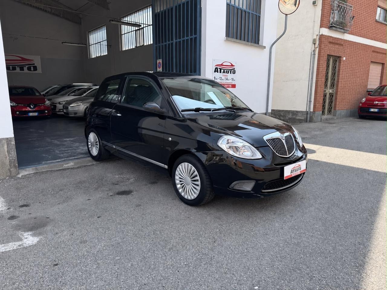 Lancia Ypsilon 1.2 Argento