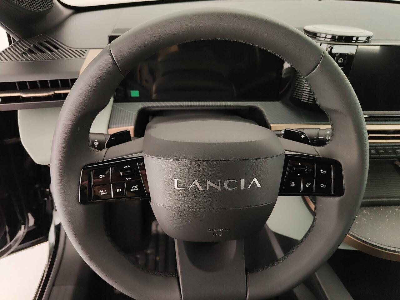 Lancia Ypsilon Hybrid e-DCT 100Cv