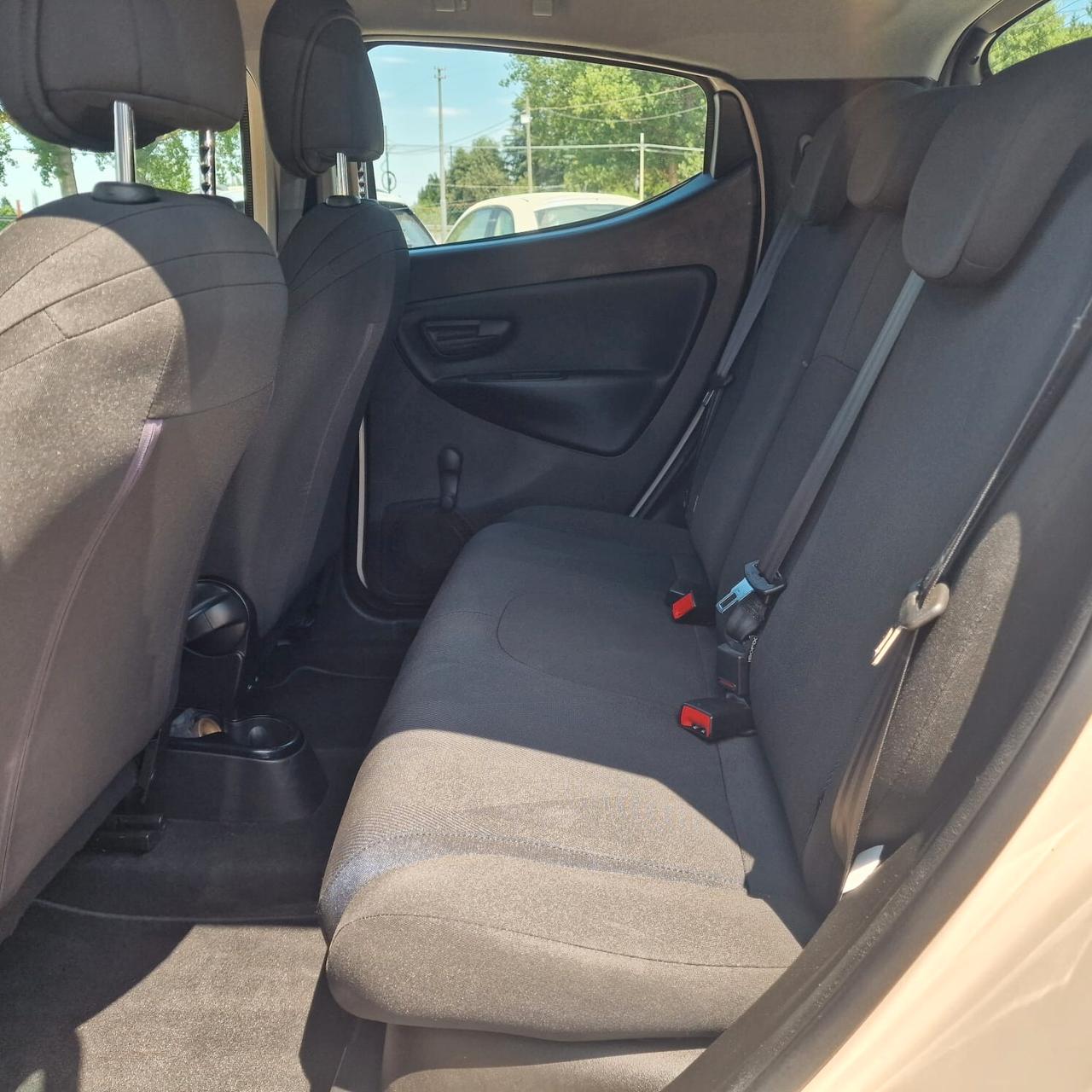 Lancia Ypsilon 1.2 69 CV 5 porte GPL Ecochic Platinum UNICA PROPRIE