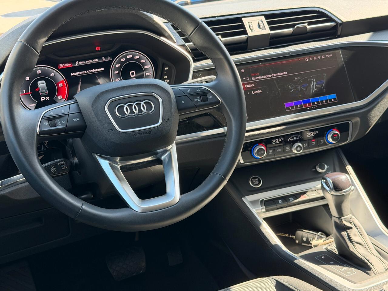 Audi Q3 35 TDI S tronic Identity Black