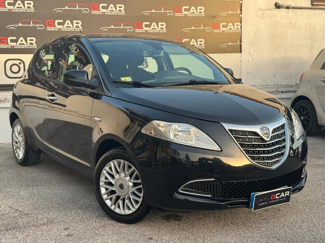 Lancia Ypsilon 1.2 69 CV 5 porte S&S Gold