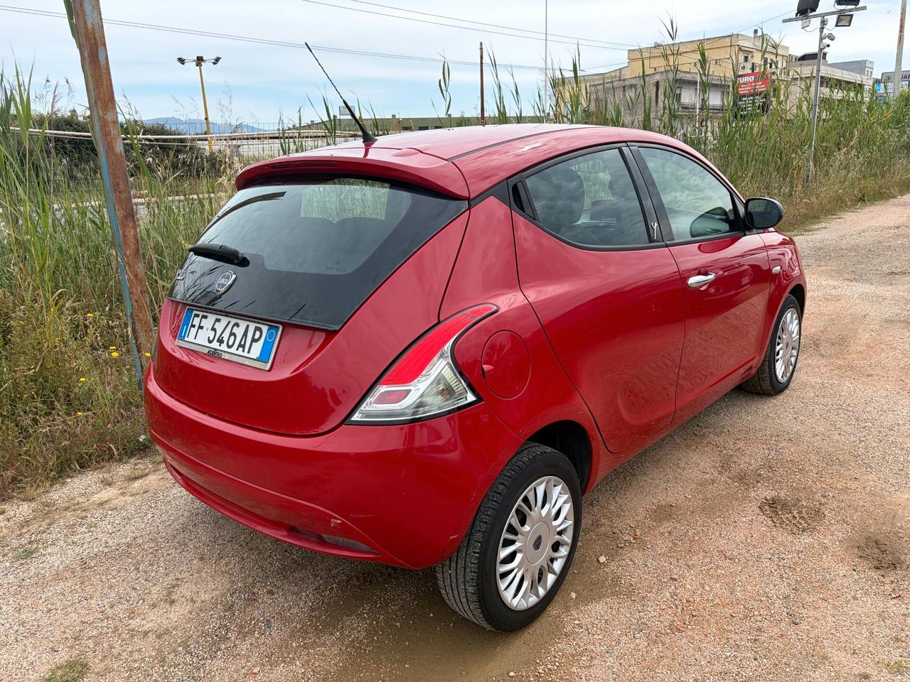 LANCIA YPSILON 1.2 69CV ANNO 2016 KM 150.000 GARANTITA