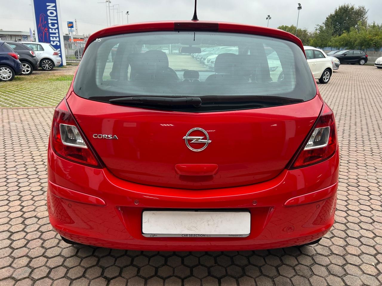 Opel Corsa 1.4 16V 5 porte AUTOMATICO