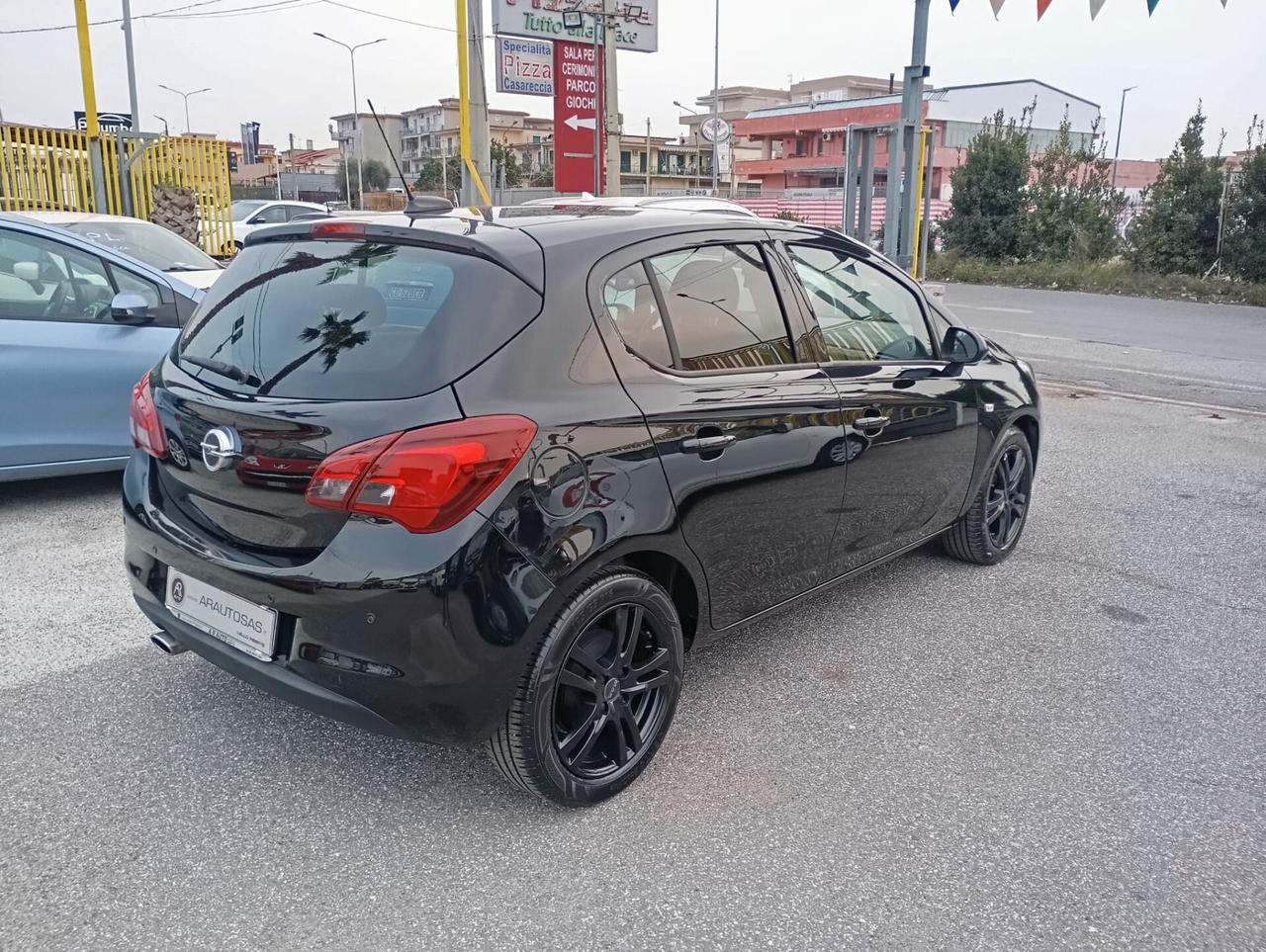 Opel Corsa 1.2 5 porte b-Color