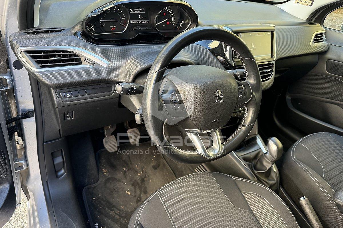 PEUGEOT 208 1° serie PureTech 82 5 porte Allure